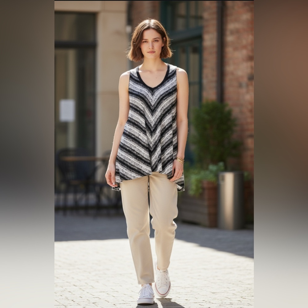 Anthropologie Meadow Rue Knit Asymetical Tank in Black and White